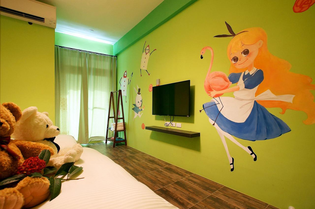 達樂斯電梯民宿dollars Bnb T'ai-tung エクステリア 写真