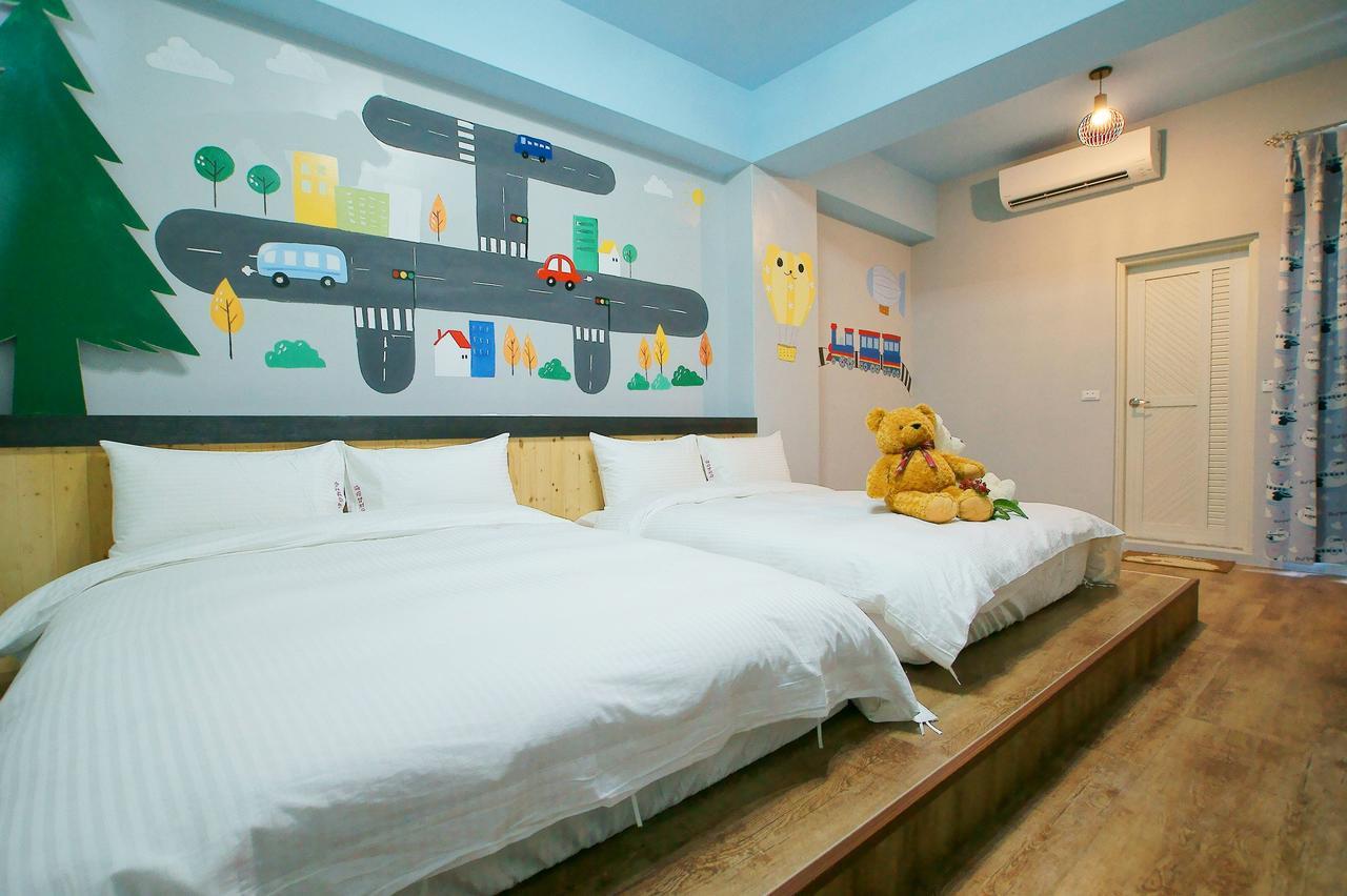 達樂斯電梯民宿dollars Bnb T'ai-tung エクステリア 写真